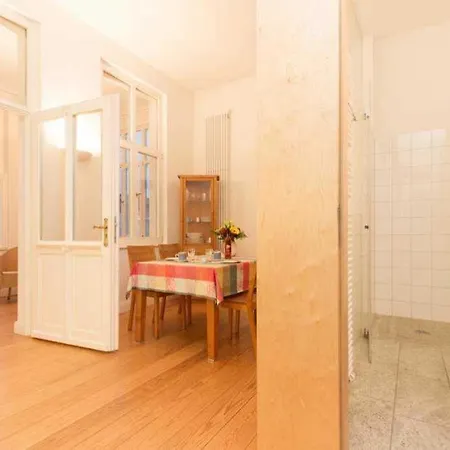 דירה Artemis, 07 Delphi