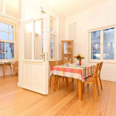 Artemis, 07 Delphi *